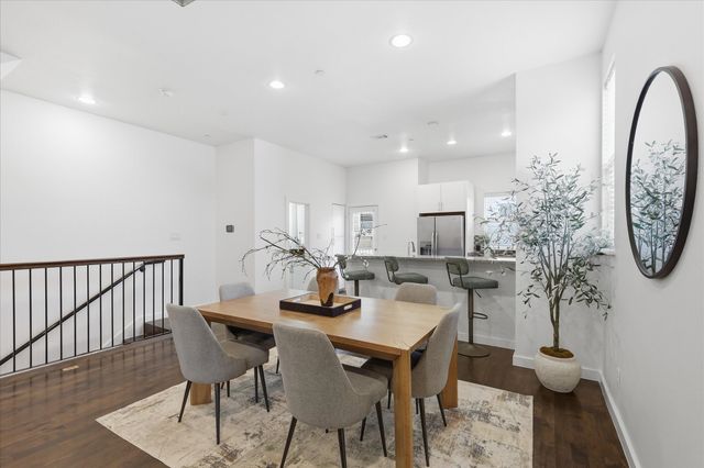 3200 Ross Avenue 28, Dallas, TX 75204