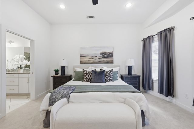 3200 Ross Avenue 28, Dallas, TX 75204