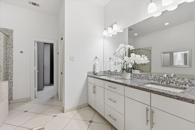 3200 Ross Avenue 28, Dallas, TX 75204