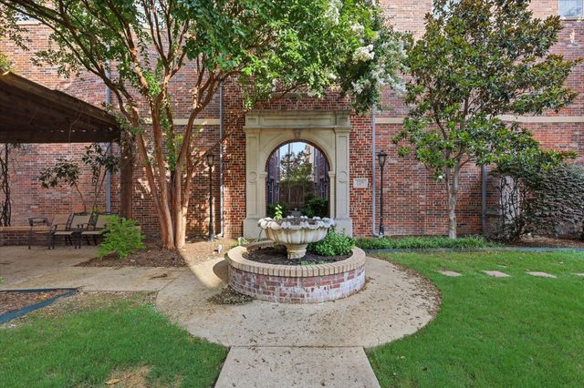 3200 Ross Avenue 28, Dallas, TX 75204
