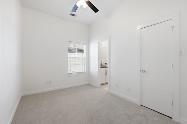 3200 Ross Avenue 28, Dallas, TX 75204