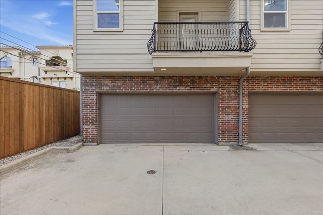 3200 Ross Avenue 28, Dallas, TX 75204