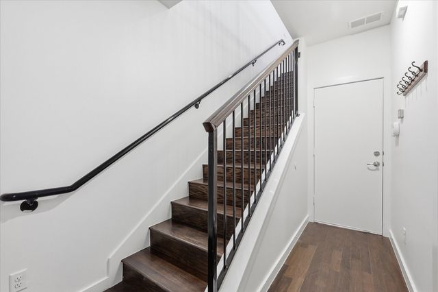3200 Ross Avenue 28, Dallas, TX 75204