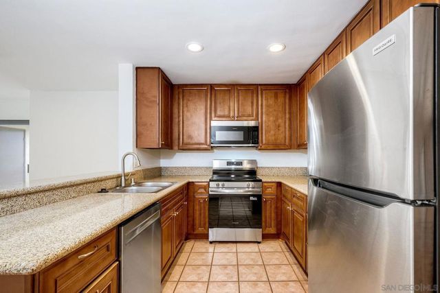 6747 Friars 127, San Diego, CA 92108