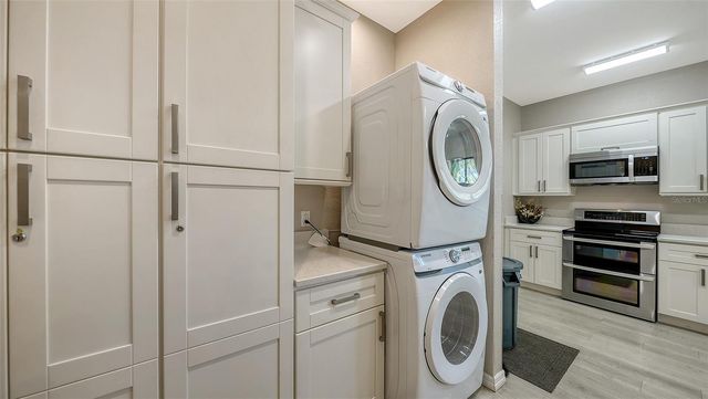 5039 KESTRAL PARK 67, Sarasota, FL 34231