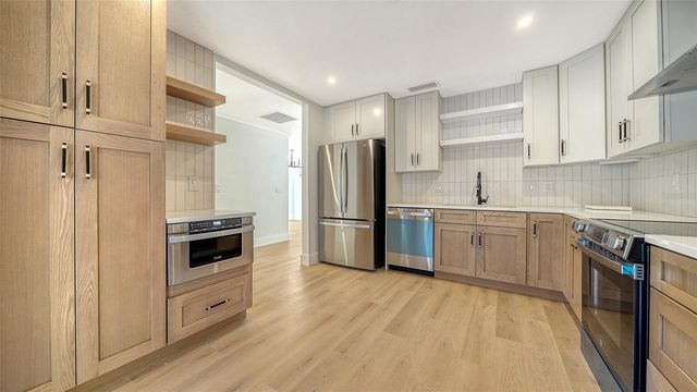 5039 KESTRAL PARK 67, Sarasota, FL 34231