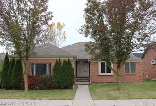 21130 PARKPLACE Lane, Clinton Charter Township, MI 48036
