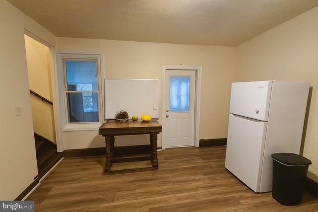 1533 E EMMAUS AVE, Allentown, PA 18103