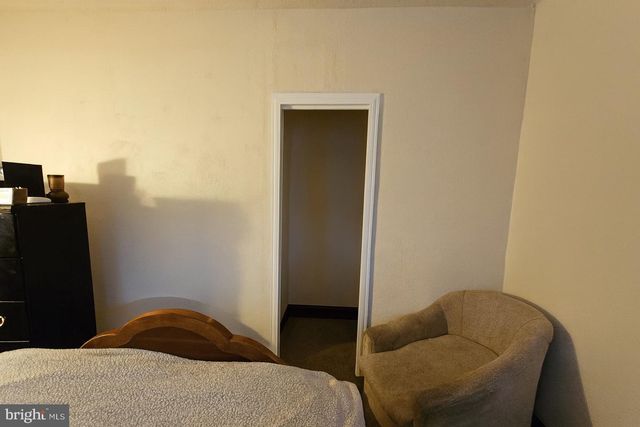 1533 E EMMAUS AVE, Allentown, PA 18103