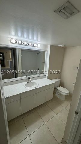 2600 S University Dr 325, Davie, FL 33328