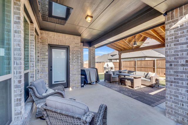 1749 Dartmoor Drive, Carrollton, TX 75010