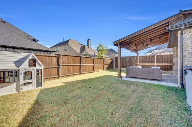 1749 Dartmoor Drive, Carrollton, TX 75010
