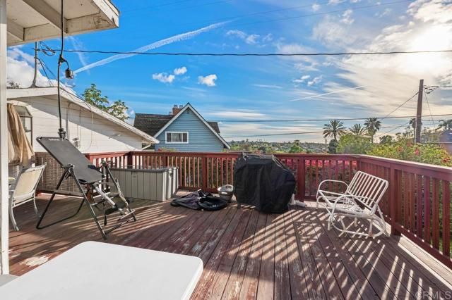 541 Rudd Road, Vista, CA 92084