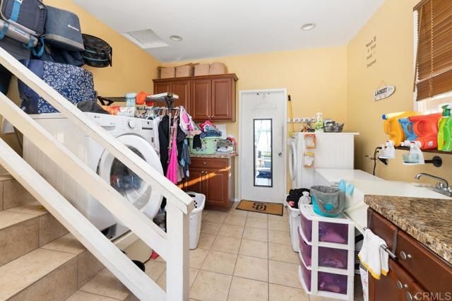 541 Rudd Road, Vista, CA 92084