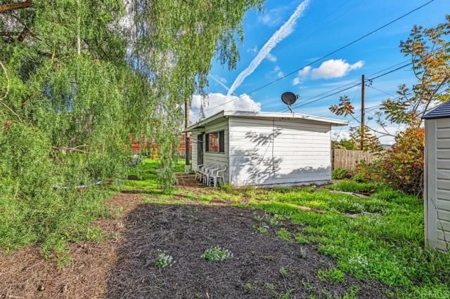 541 Rudd Road, Vista, CA 92084