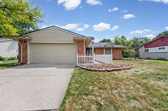 14188 Ramblewood Street, Livonia, MI 48154