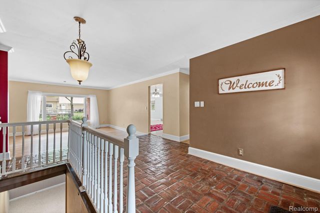 14188 Ramblewood Street, Livonia, MI 48154