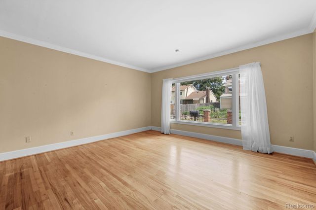 14188 Ramblewood Street, Livonia, MI 48154