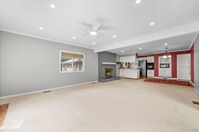 14188 Ramblewood Street, Livonia, MI 48154