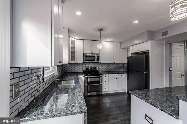 5919 APPLEGARTH PL, Capitol Heights, MD 20743