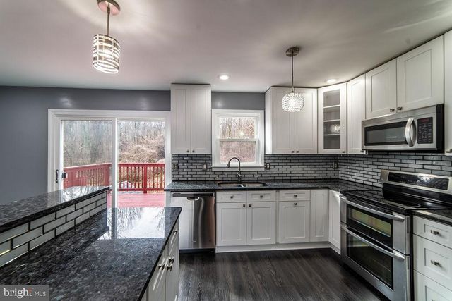 5919 APPLEGARTH PL, Capitol Heights, MD 20743