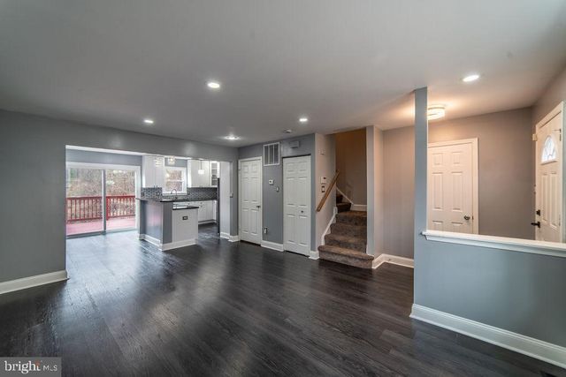 5919 APPLEGARTH PL, Capitol Heights, MD 20743