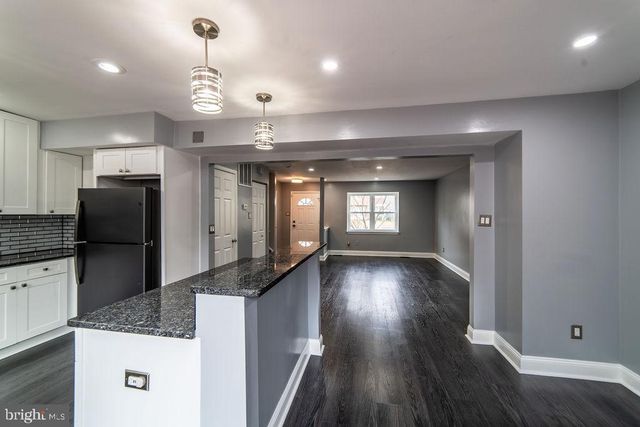 5919 APPLEGARTH PL, Capitol Heights, MD 20743