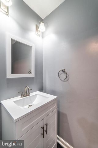 5919 APPLEGARTH PL, Capitol Heights, MD 20743