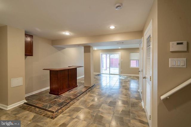 5919 APPLEGARTH PL, Capitol Heights, MD 20743