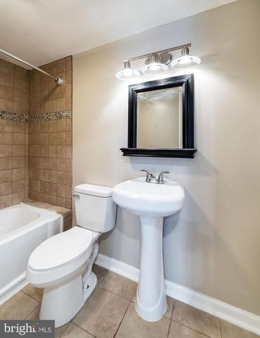 5919 APPLEGARTH PL, Capitol Heights, MD 20743