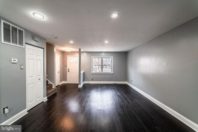 5919 APPLEGARTH PL, Capitol Heights, MD 20743