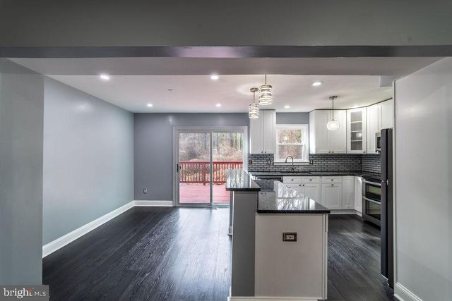 5919 APPLEGARTH PL, Capitol Heights, MD 20743