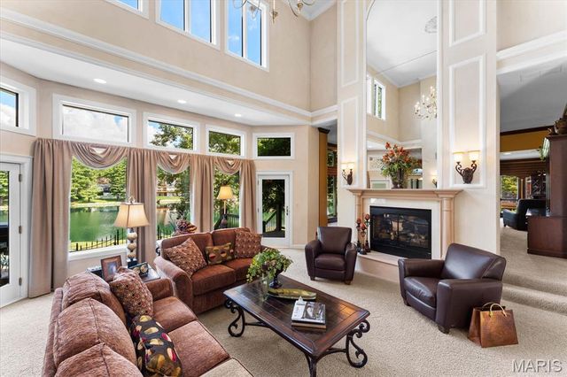 141 Hickory Lake, Belleville, IL 62223