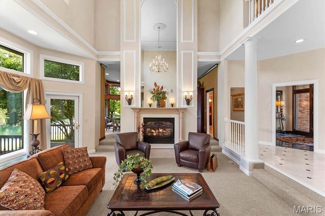 141 Hickory Lake, Belleville, IL 62223