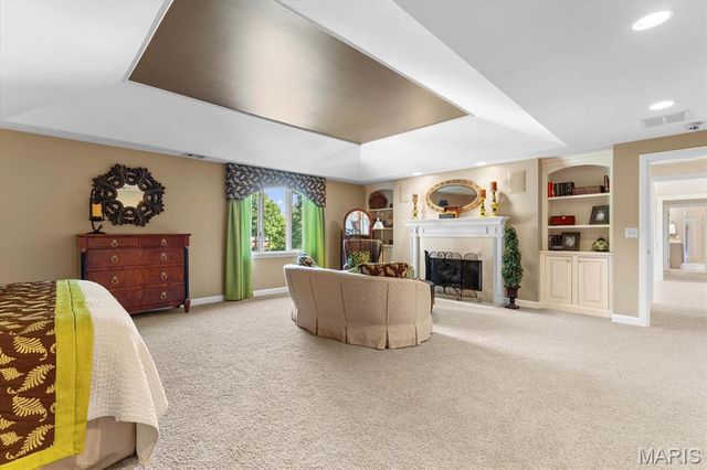 141 Hickory Lake, Belleville, IL 62223