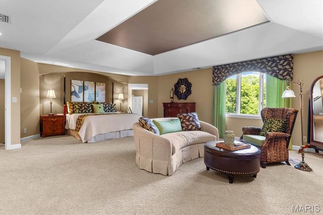 141 Hickory Lake, Belleville, IL 62223