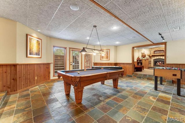 141 Hickory Lake, Belleville, IL 62223