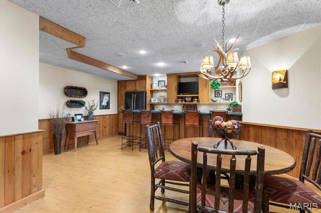 141 Hickory Lake, Belleville, IL 62223