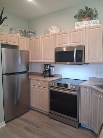 216 BERRY STREET, Punta Gorda, FL 33950