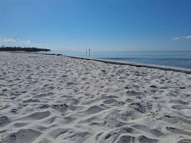 216 BERRY STREET, Punta Gorda, FL 33950