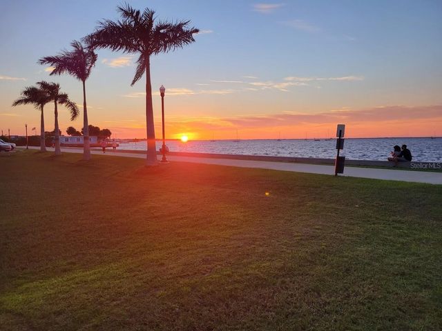 216 BERRY STREET, Punta Gorda, FL 33950