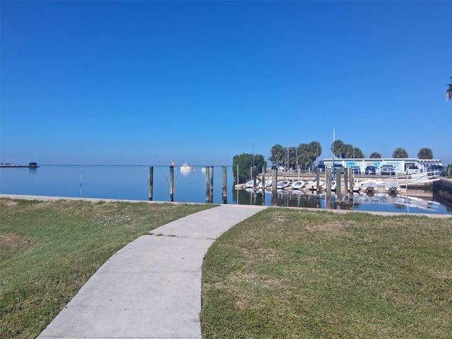 216 BERRY STREET, Punta Gorda, FL 33950