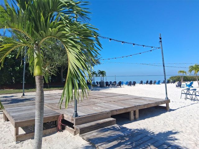 216 BERRY STREET, Punta Gorda, FL 33950