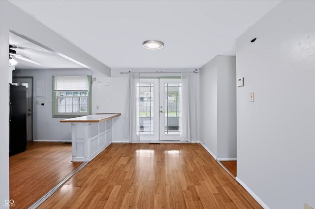1649 W 76th Place, Indianapolis, IN 46260