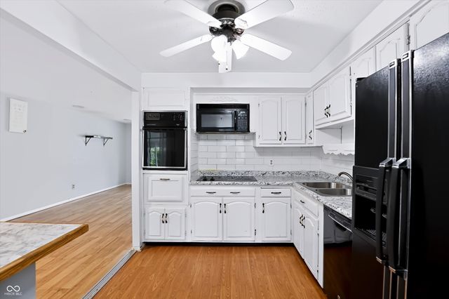 1649 W 76th Place, Indianapolis, IN 46260