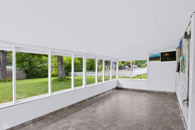 1649 W 76th Place, Indianapolis, IN 46260