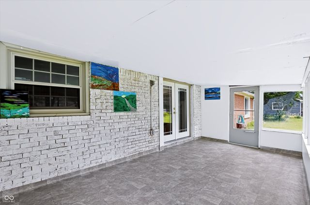 1649 W 76th Place, Indianapolis, IN 46260
