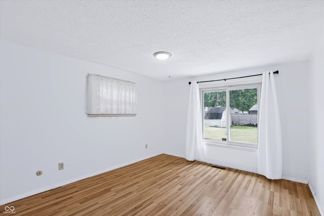 1649 W 76th Place, Indianapolis, IN 46260