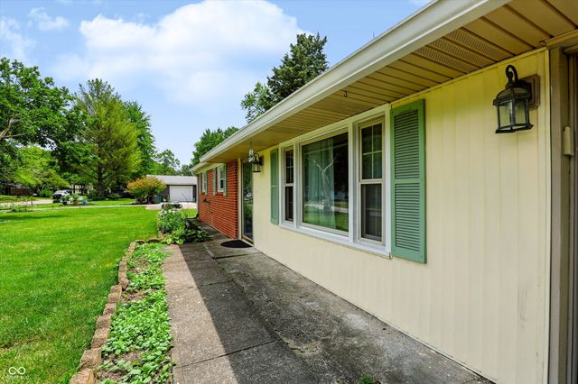 1649 W 76th Place, Indianapolis, IN 46260