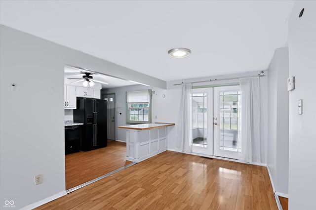 1649 W 76th Place, Indianapolis, IN 46260